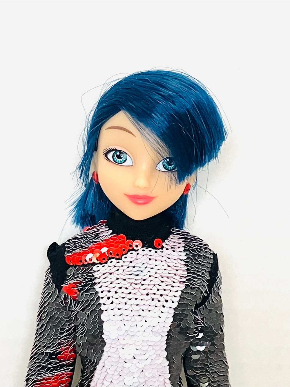 Bandai 2020 Miraculous Fashion Flip Marianette To Lady Bug Fashion Doll Read